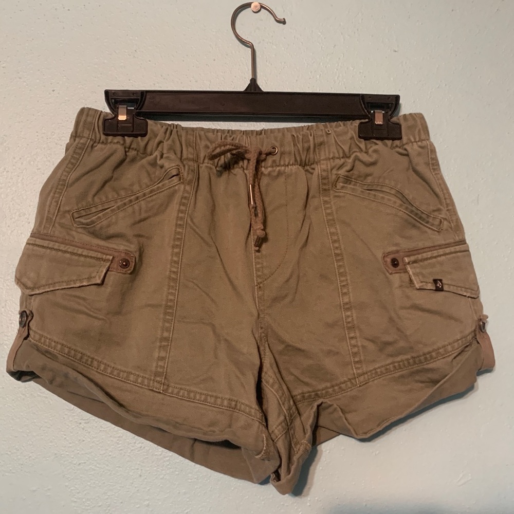 Volcom green shorts